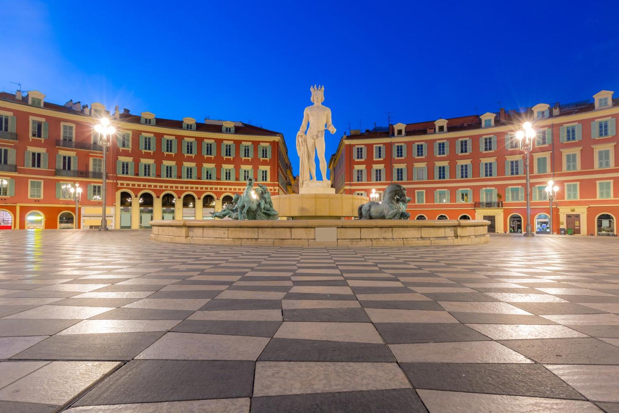 Le Loft Magnan - Ac- Pres Mer - Wifi - Parking - Confort Et Moderne - Supermarches Et Tram Proches Nice Exterior photo